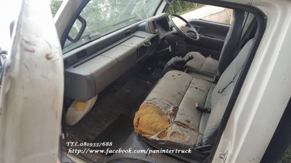 SALE* สินค้าเก่านอก หัวเก๋งรถบรรทุก 6 ล้อกลาง /CABIN NISSAN รุ่น :PU41H4 (มีขาหลัง/รุ่นยกหัวได้/มีเฉพาะหัวเก๋ง) ราคาเพียง 19,900 บาท สนใจรีบติดต่อ 0819337688