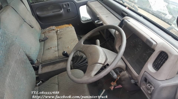 SALE* สินค้าเก่านอก หัวเก๋งรถบรรทุก 6 ล้อกลาง /CABIN NISSAN รุ่น :PU41H4 (มีขาหลัง/รุ่นยกหัวได้/มีเฉพาะหัวเก๋ง) ราคาเพียง 19,900 บาท สนใจรีบติดต่อ 0819337688