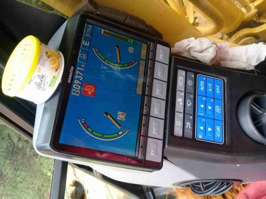 ขายรถขุดแบ็คโค KOMATSU PC160LCทำงาน 9371ชม.ช่วงล่างดีเอวแน่นพร้อมลงงาน เอกสารครบ