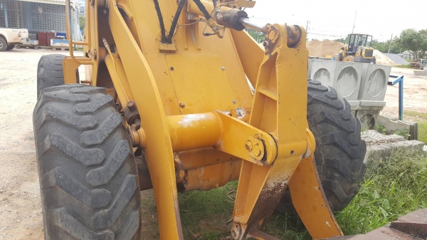 ขาย รถตัก KOMATSU 510 กรองคู่ เอวอ่อน สภาพดีพร้อมใช้งาน เครื่องดี ปั้มดี เกียร์ดี ยางไม่สวย 2 เส้น ราคาต่อรองได้ครับ