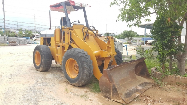 ขาย รถตัก KOMATSU 510 กรองคู่ เอวอ่อน สภาพดีพร้อมใช้งาน เครื่องดี ปั้มดี เกียร์ดี ยางไม่สวย 2 เส้น ราคาต่อรองได้ครับ