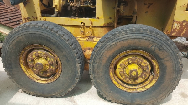 ขาย รถเกรด KOMATSU GD31RC-3A เครื่องดี ปั้มดี ระบบไฮดรอริคใช้งานได้ทุกระบบ เอกสารใบซื้อขาย ราคาคุยกันได้ครับ