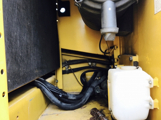 ขาย KOMATSU PC200-8 ไมล์ 8,xxxชม. เอกสารเล่มทะเบียน