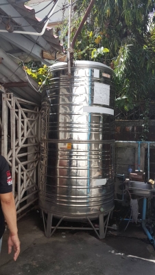 ถังน้ำสแตนเลสขนาด 4000 ลิตรสภาพพร้อมใช้