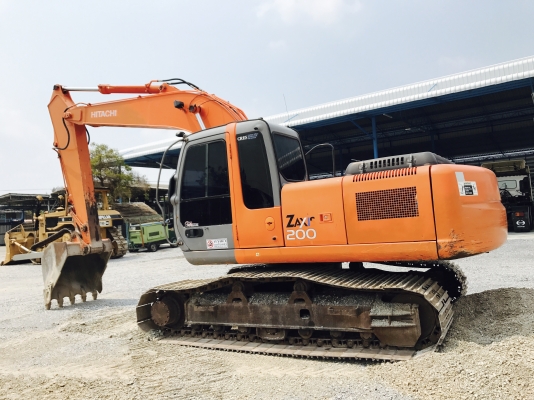 ขาย HITACHI ZX200-1 ไมล์8,xxxชม.สวยๆ