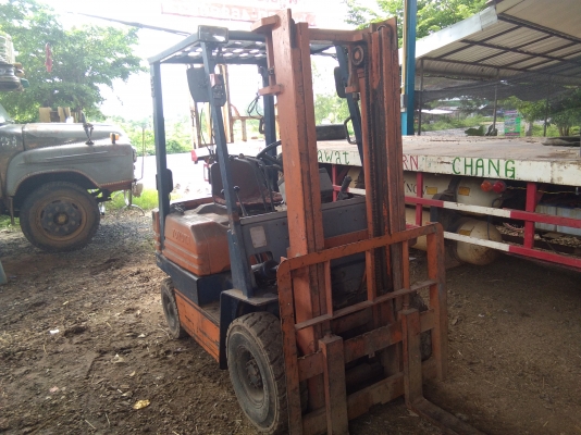 ขายฟอร์คลิฟต์ เครื่องอีซุซุ ดีเซล แรงดีใช้งานคล่อง