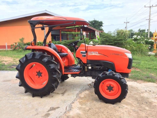 ขายL4708SP รถปี 57 ใช้งาน 740 ชั่วโมงเครื่อง เกียร์ เดิมไม่เคยรื้อ รถสวยพร้อมใช้งาน ราคา 378000 พร้อมส่ง สนใจ 084-5486359 สุชาติ  อ. สนม  จ. สุรินทร์