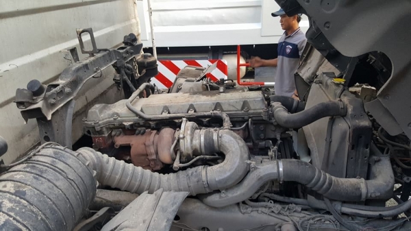 เมก้า260แรงปี2548 2 เพลา กระบะล่องยาว7.50 ยางสวย 10 เส้น พร้อมใช้งานขายตามสภาพ เมก้า260แรงปี2548 2 เพลา กระบะล่องยาว7.50 ยางสวย 10 เส้น พร้อมใช้งานขายตามสภาพ