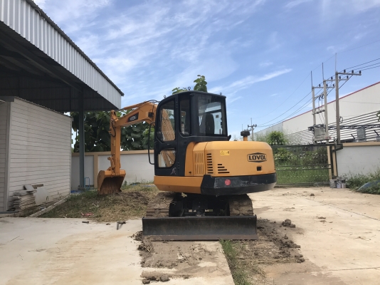 ขายรถตัก และรถแบคโฮ มือหนึ่ง ราคาดี