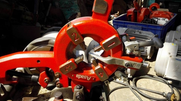 ** SOLD ** เครื่องต้าปเกลียวญี่ปุ่น Asada BEAVER 50 ขนาด 1/4"- 2" รุ่นออโต้ สภาพ 97\% เจ้าของเดิมใช้เดือนเดียว!! ** SOLD ** เครื่องต้าปเกลียวญี่ปุ่น Asada BEAVER 50 ขนาด 1/4"- 2" รุ่นออโต้ สภาพ 97\% เจ้าของเดิมใช้เดือนเดียว!!