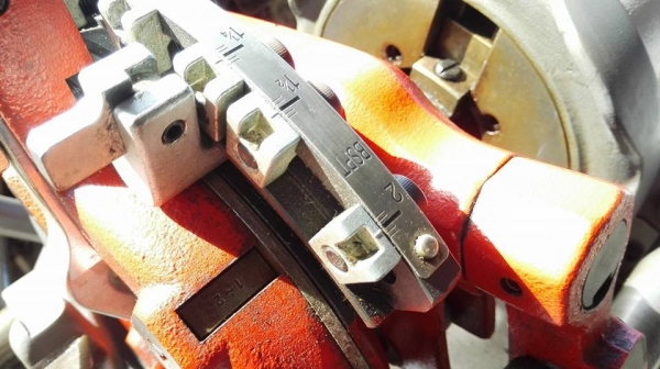 ** SOLD ** เครื่องต้าปเกลียวญี่ปุ่น Asada BEAVER 50 ขนาด 1/4"- 2" รุ่นออโต้ สภาพ 97\% เจ้าของเดิมใช้เดือนเดียว!! ** SOLD ** เครื่องต้าปเกลียวญี่ปุ่น Asada BEAVER 50 ขนาด 1/4"- 2" รุ่นออโต้ สภาพ 97\% เจ้าของเดิมใช้เดือนเดียว!!