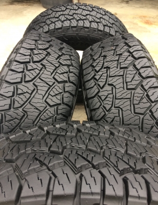 ขายยาง AT 265/70/16 ปลายปี 16 สวยๆ ขายยาง AT 265/70/16 ปลายปี 16 สวยๆ
