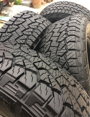 ขายยาง AT 265/70/16 ปลายปี 16 สวยๆ ขายยาง AT 265/70/16 ปลายปี 16 สวยๆ