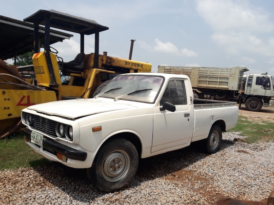 รถกระบะ TOYOTA  RN25