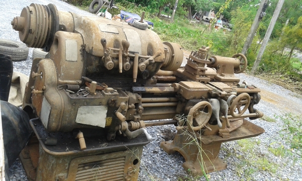 ขายครับเครื่องกลึงรุ่นเก่ามากๆ ขายครับเครื่องกลึงรุ่นเก่ามากๆ