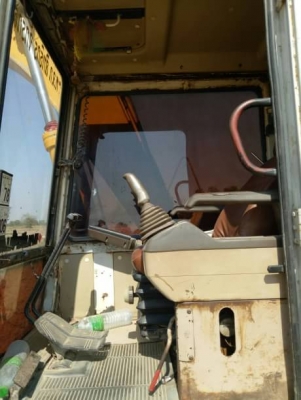 KOMATSU PC 120-5