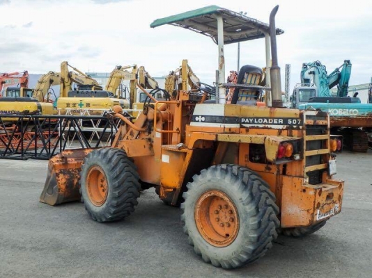 ขายรถตัก KOMATSU 507 สมบูรณ์พร้อมใช้ครับ FROM JAPAN ติดต่อ 063-9316985 ID LINE : 0639316985 ครับ