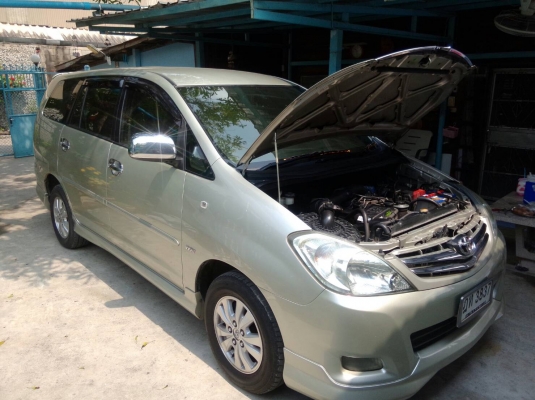 Toyota Innova 2.0 V Toyota Innova 2.0 V