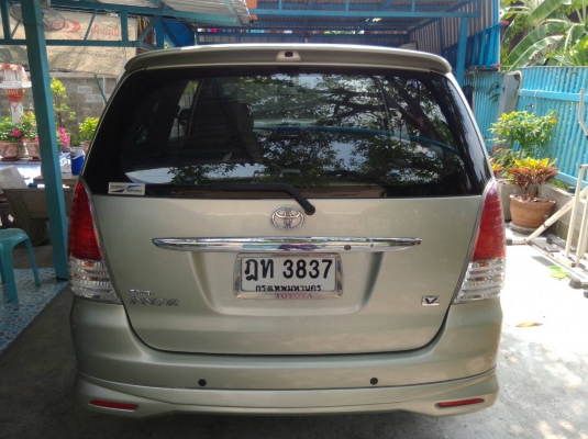 Toyota Innova 2.0 V