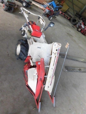 ราคาพิเศษ13,000 บาท รถเกี่ยวข้าวเดินตาม YANMAR YB301 รหัสสินค้า : 50103017 www.nihonmono.com