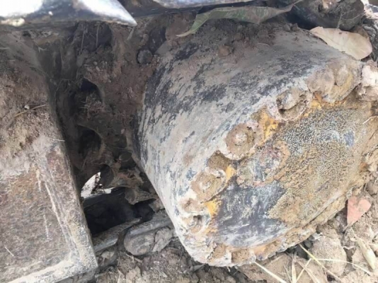 KOMATSU PC200-5 ไฟฟ้าครบ 585,000 บาท เครื่องดี ปั้มดี โช่หนา เอวแน่น ช่วงล่างเต็ม แอร์มี เอกสารเล่มทะเบียน  รถอยู่ จ.ร้อยเอ็ด โทร &amp;ไอดีไลน์ 0610710295