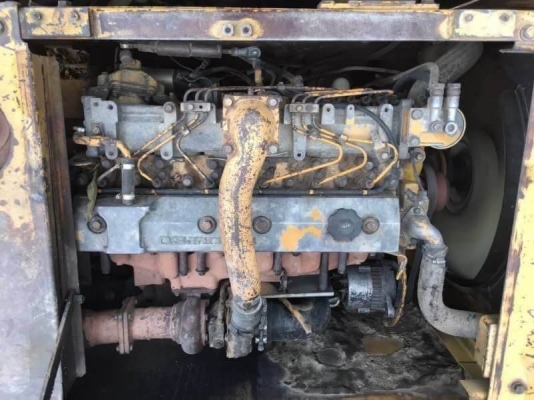 KOMATSU PC200-5 ไฟฟ้าครบ 585,000 บาท เครื่องดี ปั้มดี โช่หนา เอวแน่น ช่วงล่างเต็ม แอร์มี เอกสารเล่มทะเบียน  รถอยู่ จ.ร้อยเอ็ด โทร &amp;ไอดีไลน์ 0610710295