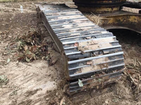 KOMATSU PC200-5 ไฟฟ้าครบ 585,000 บาท เครื่องดี ปั้มดี โช่หนา เอวแน่น ช่วงล่างเต็ม แอร์มี เอกสารเล่มทะเบียน  รถอยู่ จ.ร้อยเอ็ด โทร &amp;ไอดีไลน์ 0610710295