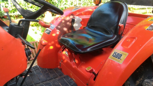 สามย่านแทรคเตอร์ ขายรถไถ KUBOTA L4708 รถไร่ สภาพสวยๆ เดิมๆ เครื่องแน่น เกียร์ดี ไฮดรอลิกดี ราคา 310,000 มีรถขนส่งบริการ ร้านสามย่านแทรคเตอร์ อ.แกลง จ.ระยอง 0897489639,0818618678,0899347475 id line=0897489639 id line=0818618678 id line=0899347475 สามย่านแทรคเตอร์ ขายรถไถ KUBOTA L4708 รถไร่ สภาพสวยๆ เดิมๆ เครื่องแน่น เกียร์ดี ไฮดรอลิกดี ราคา 310,000 มีรถขนส่งบริการ ร้านสามย่านแทรคเตอร์ อ.แกลง จ.ระยอง 0897489639,0818618678,0899347475 id line=0897489639 id line=0818618678 id line=0899347475