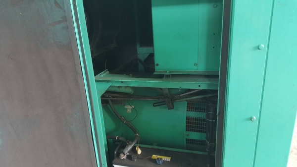 ขายเครื่องปั่นไฟมือสองจากญี่ปุ่นสภาพเดิมๆ พร้อมใช้งาน