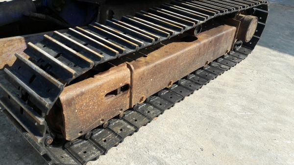 รถขุด Komatsu PC30-7E เก่าญี่ปุ่น (ติดหัวกระแทกในตัว)