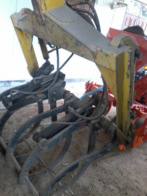 ขายรถคีบอ้อยเครื่องด๊อยเยอรมันคับ