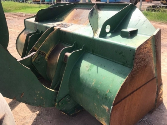 ขายรถตักล้อยาง KOMATSU WA320-6 ปี 2013 รถนอกนำเข้าจากญี่ปุ่น สภาพสวยพร้อมใช้ มีVDOการทำงานครับ