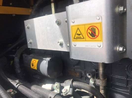 ขายรถตักล้อยาง KOMATSU WA320-6 ปี 2013 รถนอกนำเข้าจากญี่ปุ่น สภาพสวยพร้อมใช้ มีVDOการทำงานครับ