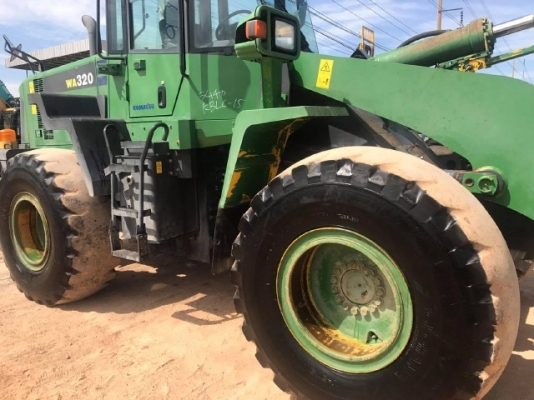 ขายรถตักล้อยาง KOMATSU WA320-6 ปี 2013 รถนอกนำเข้าจากญี่ปุ่น สภาพสวยพร้อมใช้ มีVDOการทำงานครับ