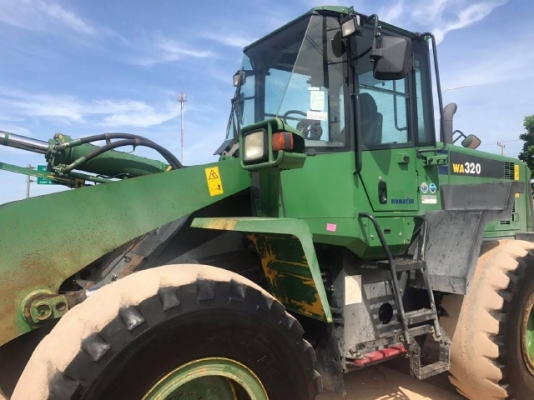 ขายรถตักล้อยาง KOMATSU WA320-6 ปี 2013 รถนอกนำเข้าจากญี่ปุ่น สภาพสวยพร้อมใช้ มีVDOการทำงานครับ