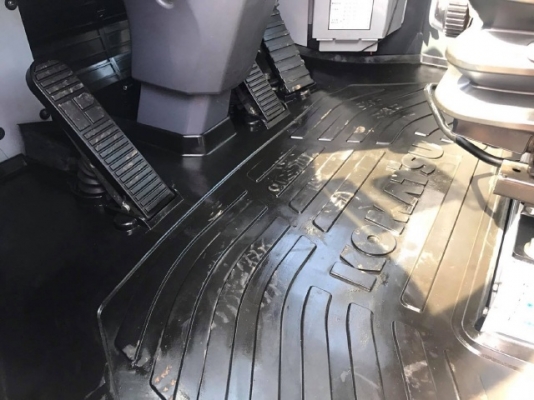 ขายรถตักล้อยาง KOMATSU WA320-6 ปี 2013 รถนอกนำเข้าจากญี่ปุ่น สภาพสวยพร้อมใช้ มีVDOการทำงานครับ