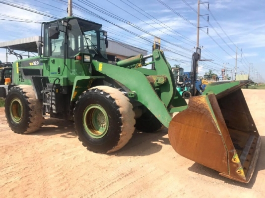 ขายรถตักล้อยาง KOMATSU WA320-6 ปี 2013 รถนอกนำเข้าจากญี่ปุ่น สภาพสวยพร้อมใช้ มีVDOการทำงานครับ