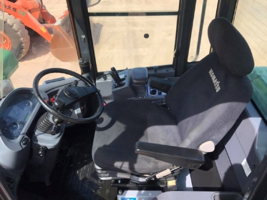 ขายรถตักล้อยาง KOMATSU WA320-6 ปี 2013 รถนอกนำเข้าจากญี่ปุ่น สภาพสวยพร้อมใช้ มีVDOการทำงานครับ