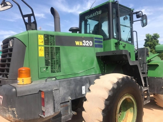 ขายรถตักล้อยาง KOMATSU WA320-6 ปี 2013 รถนอกนำเข้าจากญี่ปุ่น สภาพสวยพร้อมใช้ มีVDOการทำงานครับ