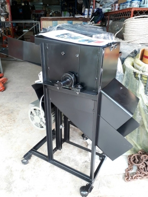 เครื่องสับหญ้าเนเปียร์ พร้อมมอเตอร์ เครื่องสับหญ้าเนเปียร์ พร้อมมอเตอร์