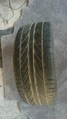 เศษยาง 1 เส้น 235/40/18 Hankook V12 Evo ดอกเยอะใช้นาน