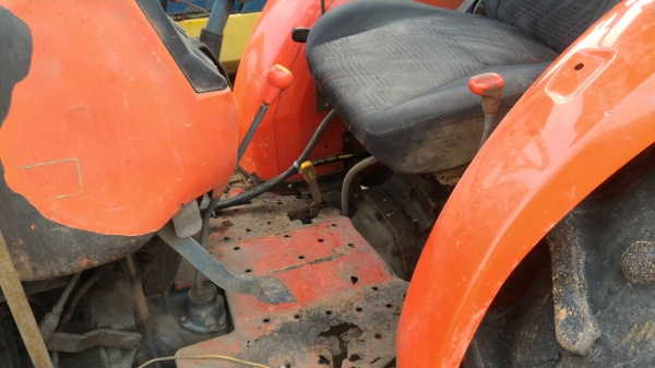 ขายรถไถ KUBOTA L4508 พร้อมดันหน้า โรตารี่ ขายรถไถ KUBOTA L4508 พร้อมดันหน้า โรตารี่