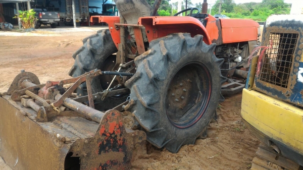 ขายรถไถ KUBOTA L4508 พร้อมดันหน้า โรตารี่ ขายรถไถ KUBOTA L4508 พร้อมดันหน้า โรตารี่