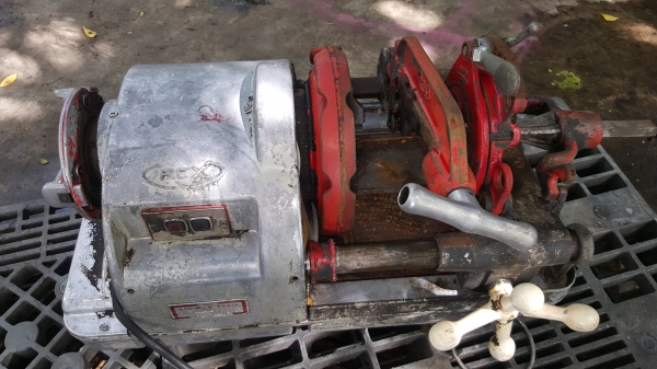 เครื่องต๊าปเกลียว ไฟ 110 v ไฟญี่ปุ่น