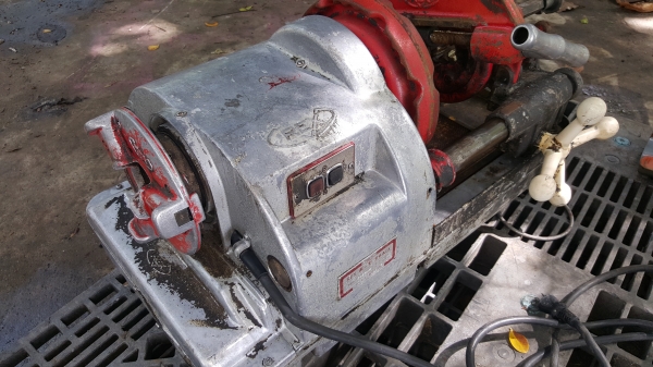 เครื่องต๊าปเกลียว ไฟ 110 v ไฟญี่ปุ่น