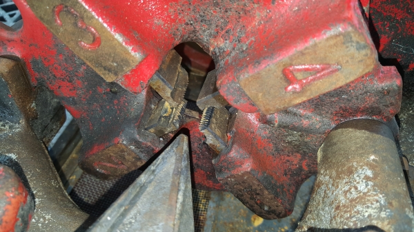 เครื่องต๊าปเกลียว ไฟ 110 v ไฟญี่ปุ่น