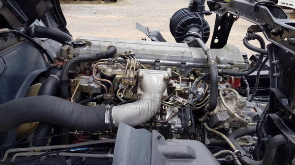 Hino FM1J เครื่อง 260 แรง ปี 47 หัวคัสซี สวยเดิมพร้อมใช้ค่ะ ทะเบียนพร้อม