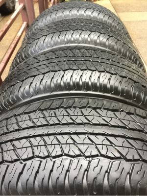 ยาง Dunlop 265 60 18 ปี16 ดอกเต็ม ไม่มีปะ เนื้อนิ่มๆ ใช้ยาว ราคาไม่แพง