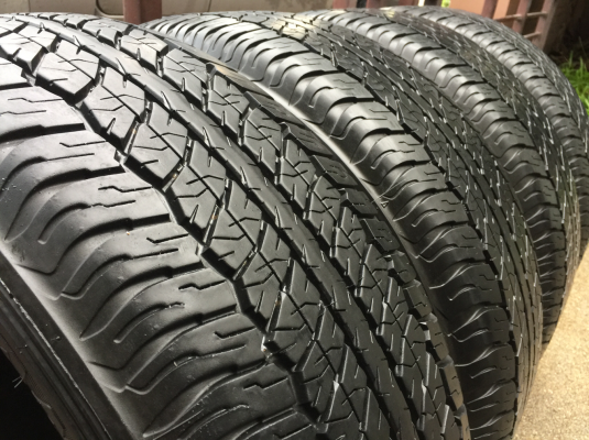 ยาง Dunlop 265 60 18 ปี16 ดอกเต็ม ไม่มีปะ เนื้อนิ่มๆ ใช้ยาว ราคาไม่แพง ยาง Dunlop 265 60 18 ปี16 ดอกเต็ม ไม่มีปะ เนื้อนิ่มๆ ใช้ยาว ราคาไม่แพง
