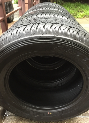 ยาง Dunlop 265 60 18 ปี16 ดอกเต็ม ไม่มีปะ เนื้อนิ่มๆ ใช้ยาว ราคาไม่แพง